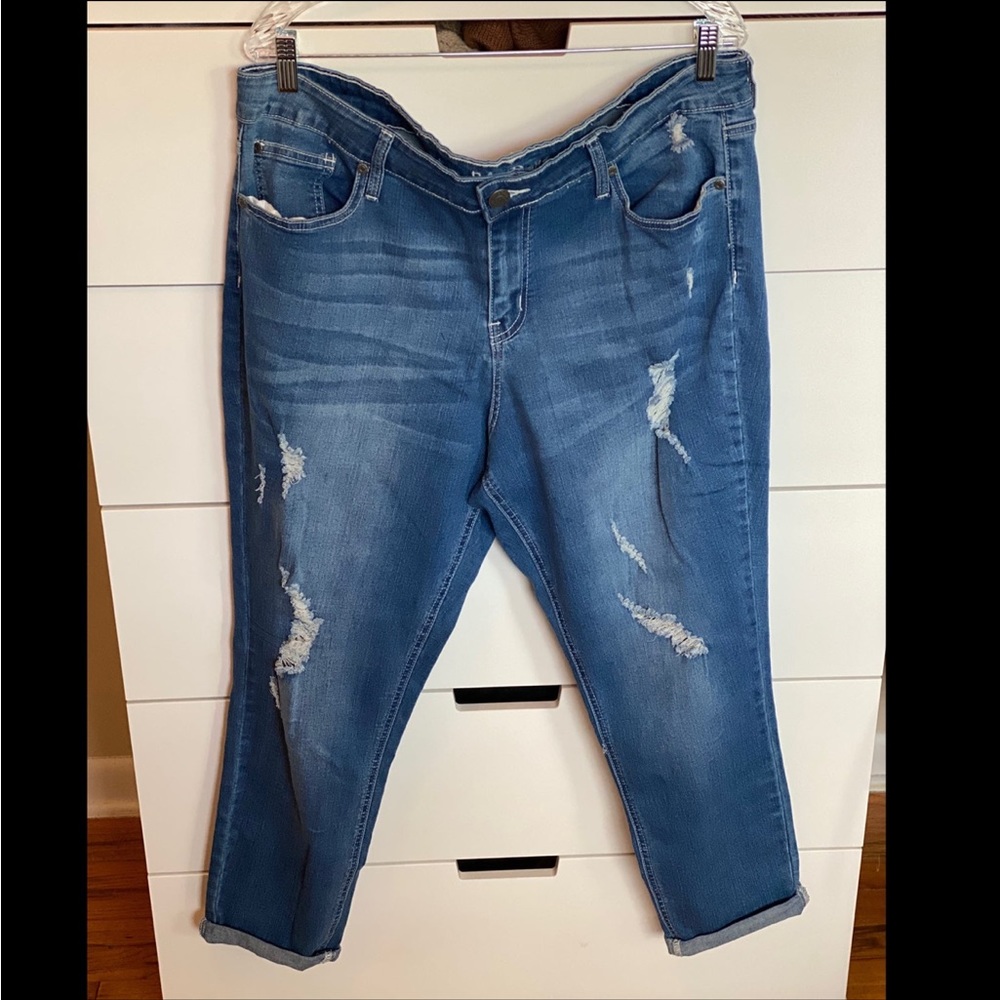 Cuffed skinny jeans size 20